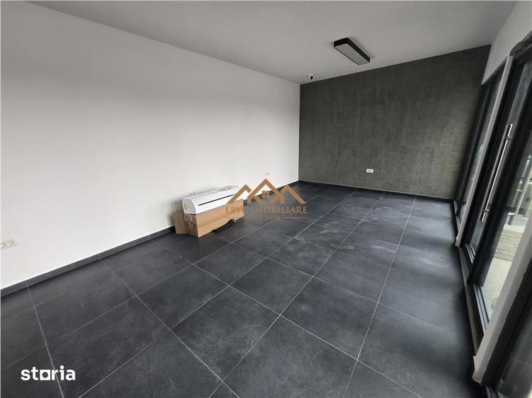 Spațiu comercial, de 30 mp, în Șcheia