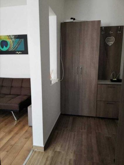 Apartament cu 2 camere nedecomandat în Medicină