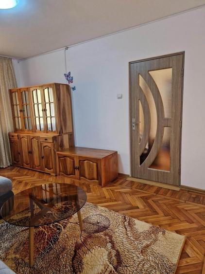 Apartament cu 2 camere decomandat în Exterior Vest