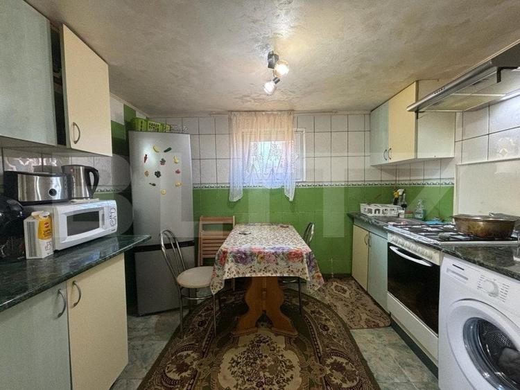 Casă individuală cu 3 camere cu Canalizare în Nord-Vest