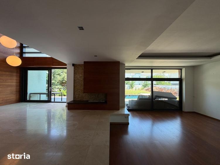Casă cu 4 camere cu Teren 500 Mp în Băneasa