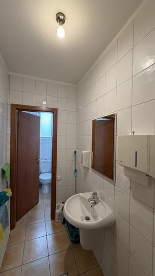 Birou, de 500 mp, în Aviației