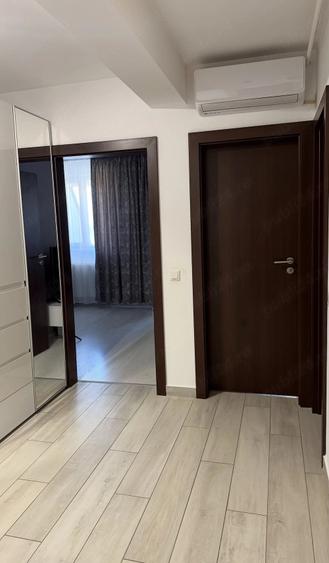 Apartament cu 3 camere decomandat în Exterior Vest