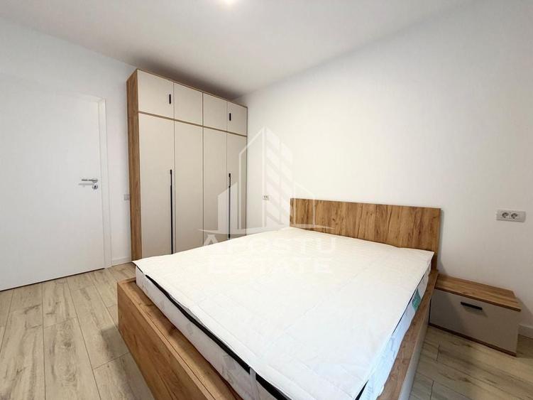 Apartament cu 2 camere decomandat în Torontalului