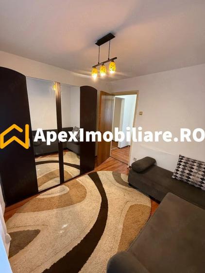 Apartament cu 3 camere decomandat în Drumul Taberei
