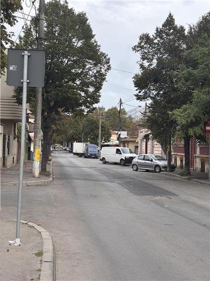 Casă individuală cu 3 camere cu Teren 100 Mp în Griviței