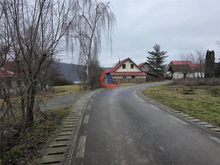 Teren de 365 mp, în Fârdea