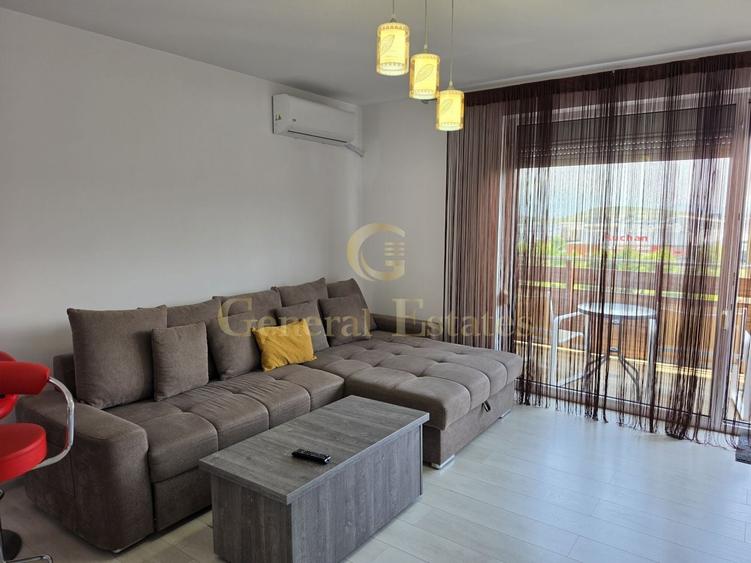 Apartament cu 2 camere semidecomandat, mobilat în Tractorul