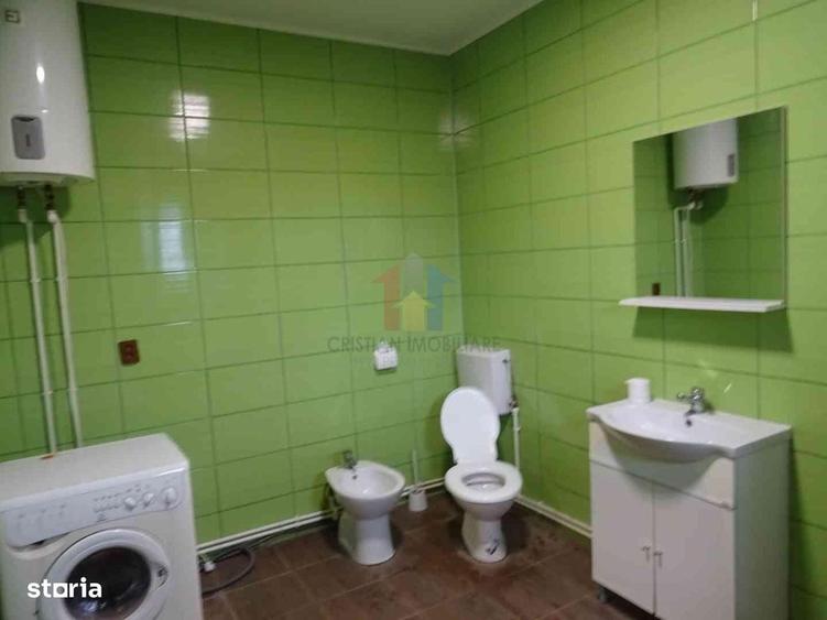 Vila P+1, constructie 2013, teren 700 mp, la 50Km de Braila - 12