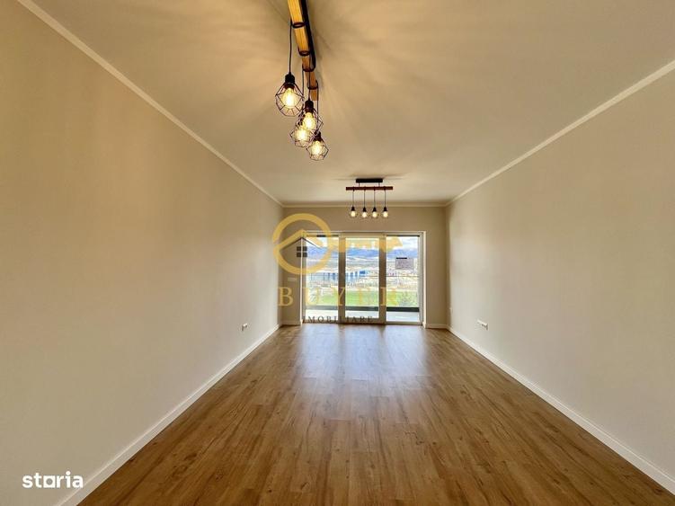 Apartament cu 5 camere în Cristian