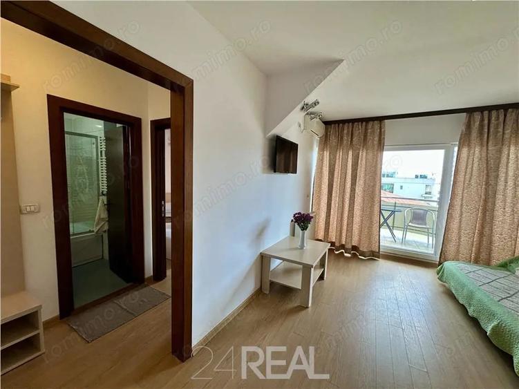 Casă cu 27 camere cu Canalizare în Central