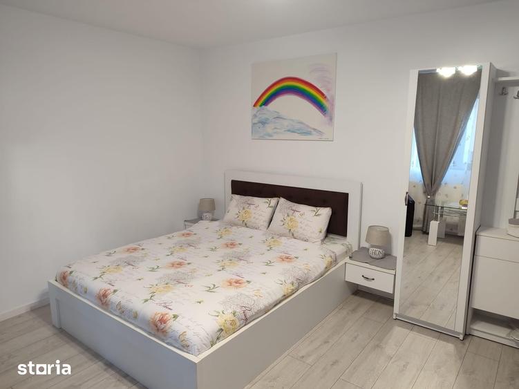 Casă cu 3 camere cu Teren 986 Mp în Central
