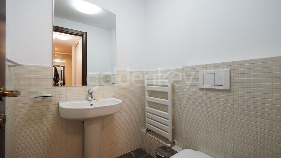 Apartament cu 3 camere decomandat în Kiseleff
