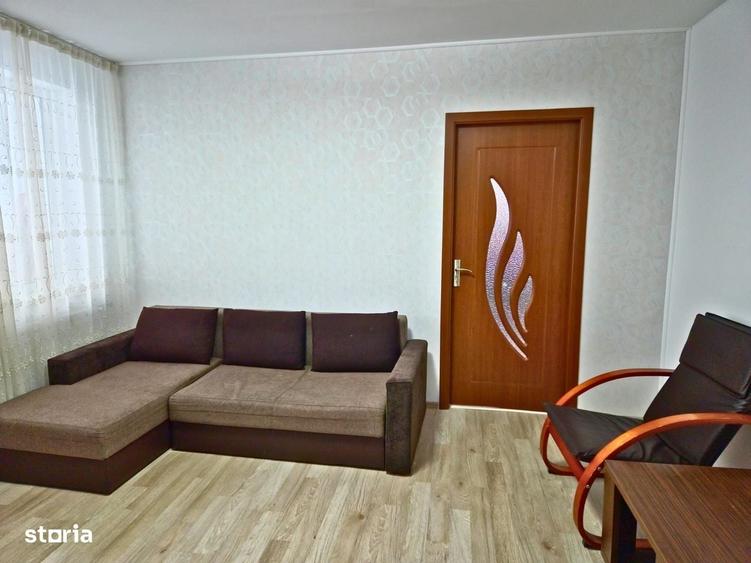 Apartament cu 2 camere semidecomandat în Traian
