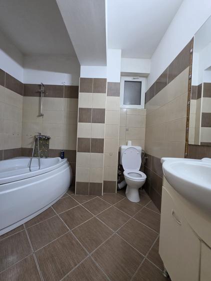 Apartament cu 2 camere semidecomandat în Tomis Nord