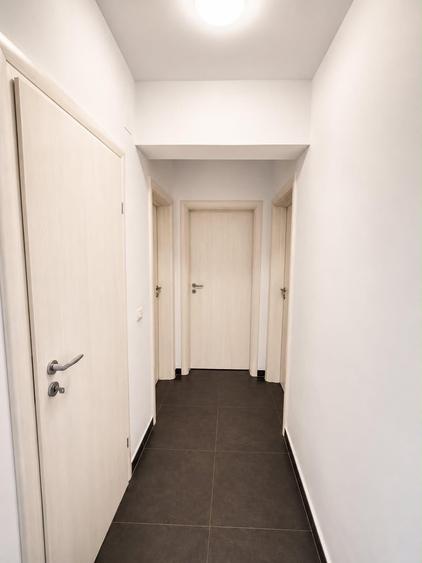 Apartament cu 3 camere decomandat în Dobroești — fotografia 3