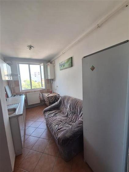 Apartament cu 2 camere decomandat în Narcisa