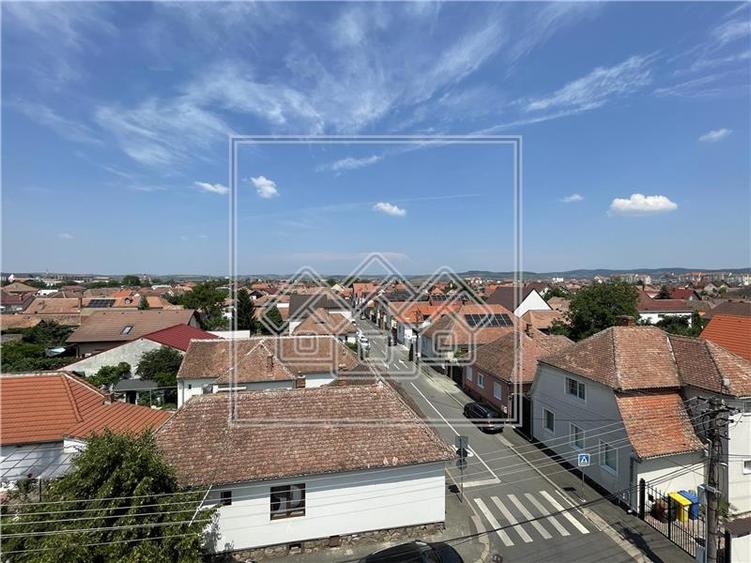 Penthouse superb 3 camere, Calea Surii Mici | Bloc cu LIFT, 2 bai - 15