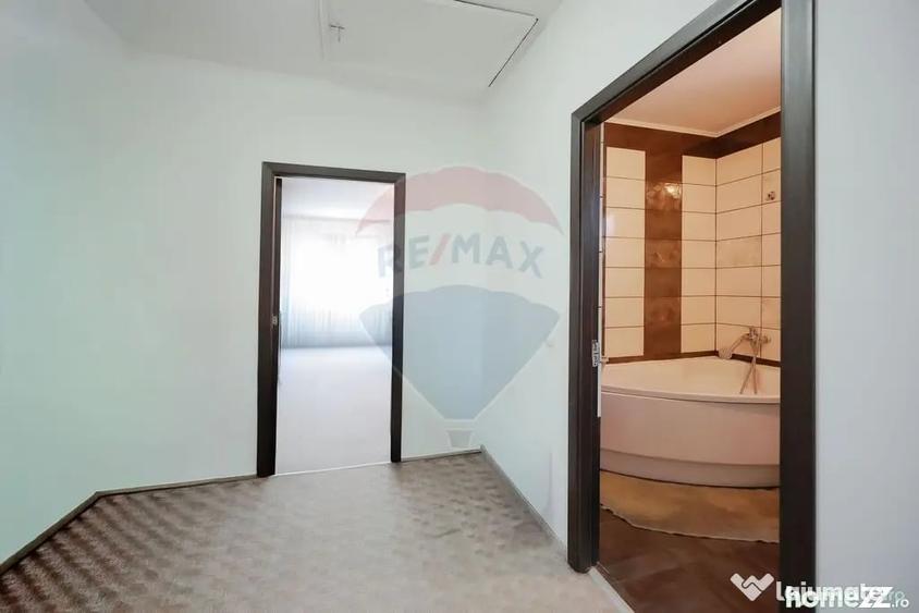 Casă cu 3 camere cu Teren 241 Mp în Iosia