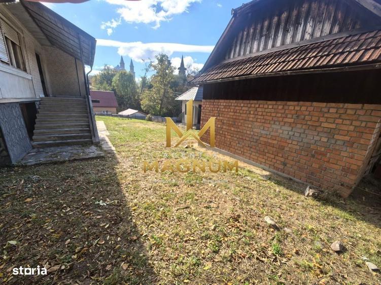 Casă cu 4 camere în Dănești