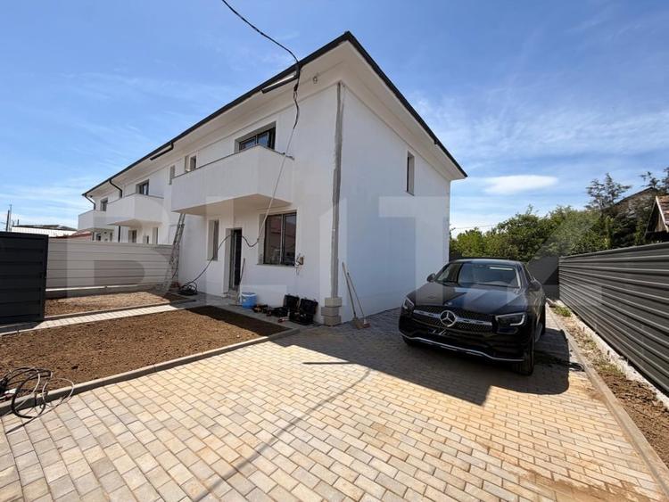 Triplex nou, 107.40 mp, teren 306 mp, zona Calea Severinului - Ambasador - 1
