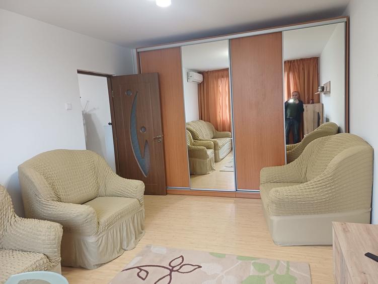 Garsonieră decomandată în Drumul Taberei