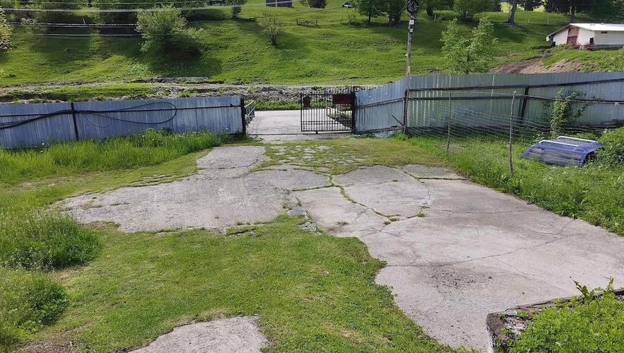 Casă cu Teren 3344 Mp în Dreptu