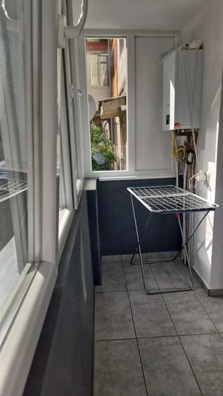 Apartament cu 2 camere semidecomandat în Cetate