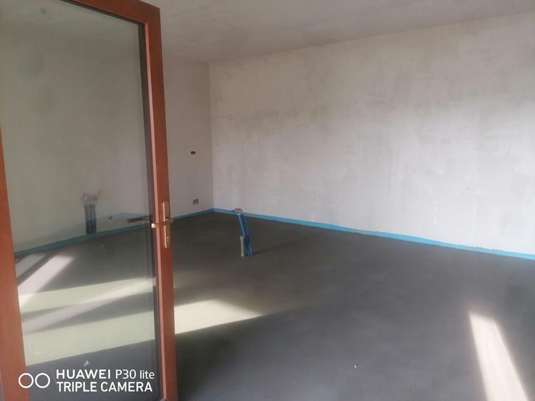 Casă cu 3 camere în Central