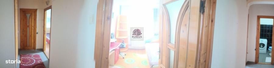 Apartament cu 4 camere în Central