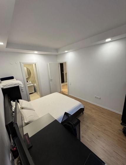Vand apartament 3 camere + parcare Cosmopolis - 6