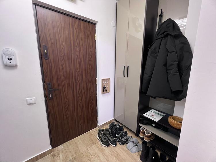 Apartament cu 2 camere semidecomandat în Ultracentral