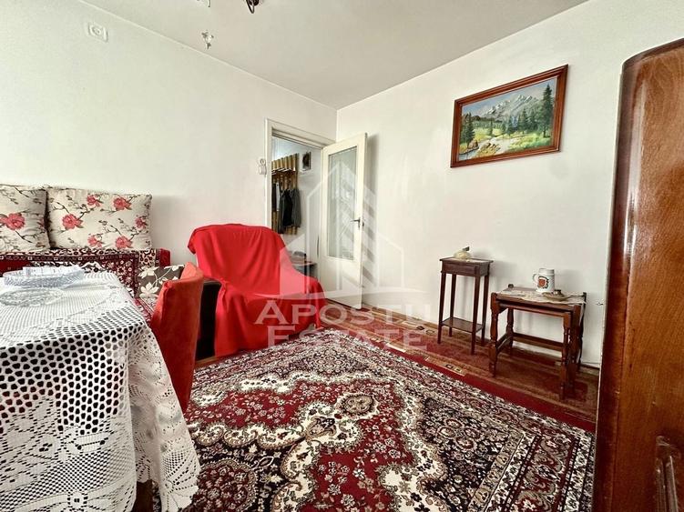 Apartament cu 2 camere nedecomandat, mobilat în Spitalul Județean