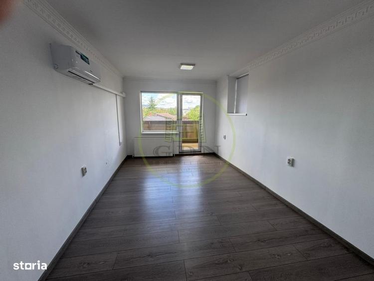 Spațiu comercial, de 200 mp, în Central