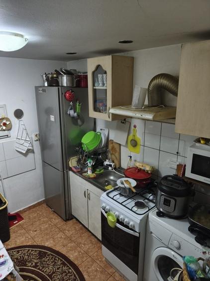 Casă cu 3 camere în Central