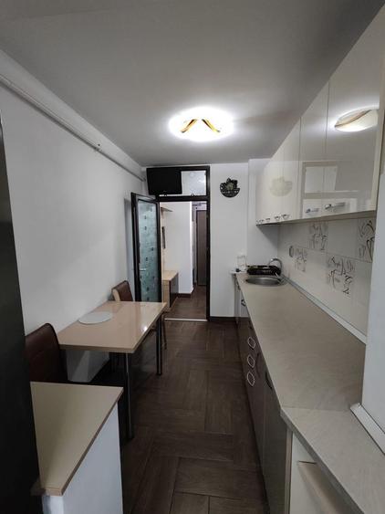 Apartament cu 2 camere semidecomandat în Brazda lui Novac