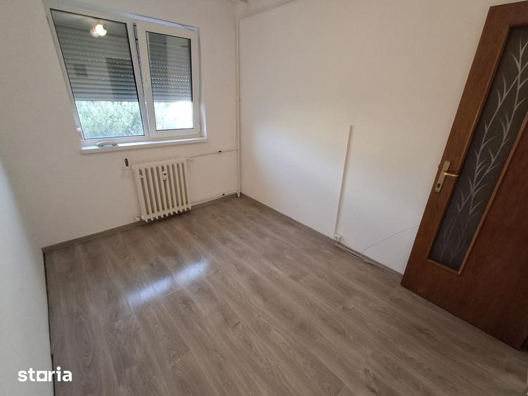 Apartament cu 3 camere decomandat în Militari