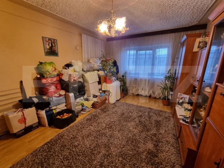 Apartament cu 2 camere decomandat în Tomești