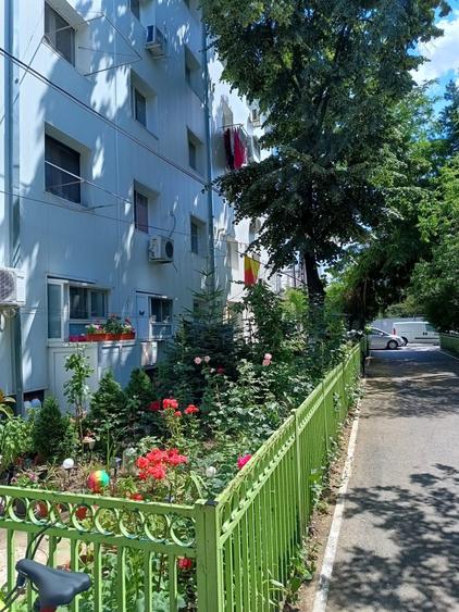 Apartament cu 2 camere semidecomandat în Mărgeanului
