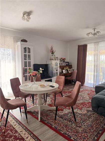 Apartament cu 2 camere decomandat, mobilat în Giroc
