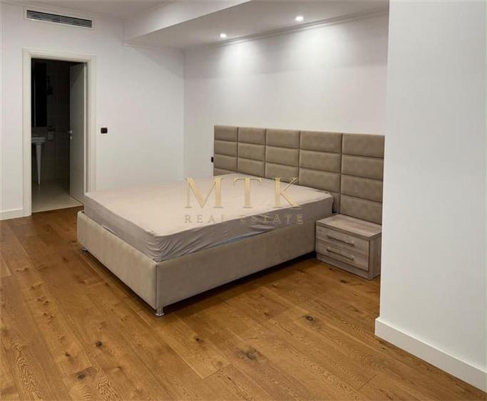 Apartament cu 3 camere decomandat, mobilat în Arcul de Triumf