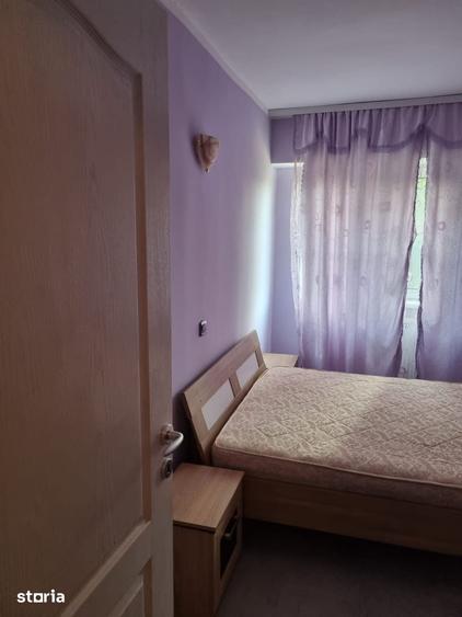 Apartament cu 3 camere în Traian