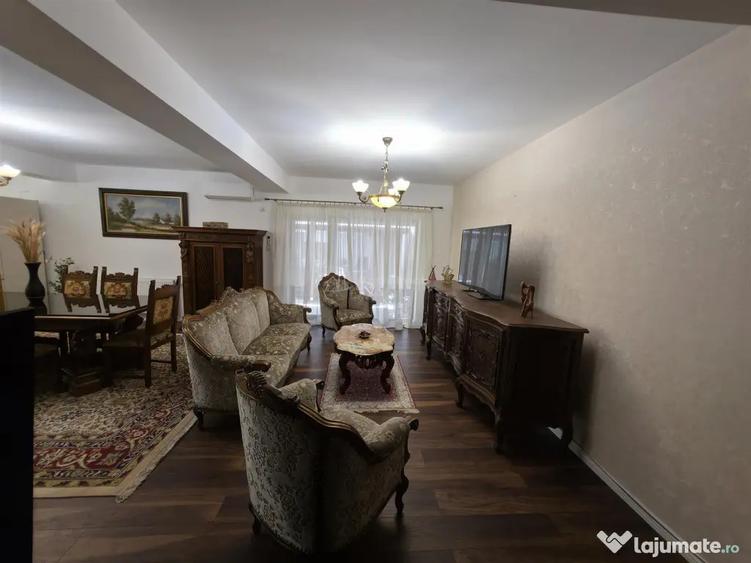 Casă cu 4 camere cu Teren 100 Mp în 1 Decembrie