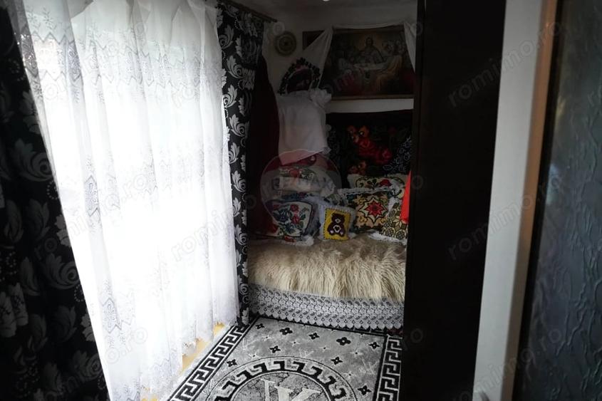 Casă cu 4 camere cu Teren 1895 Mp în Săliște