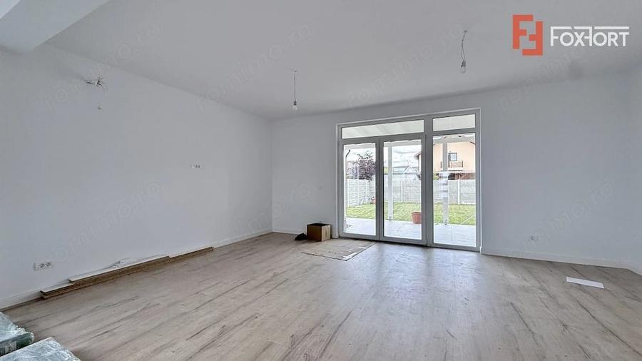 Casă cu 4 camere cu Teren 300 Mp în Urseni