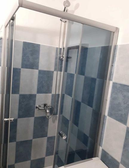 Garsonieră decomandată în Confecții
