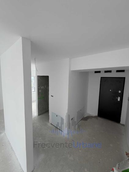 Apartament cu 4 camere semidecomandat în Gheorghe Doja