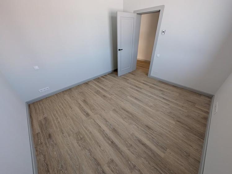 Casă individuală cu 6 camere cu Canalizare în Băneasa