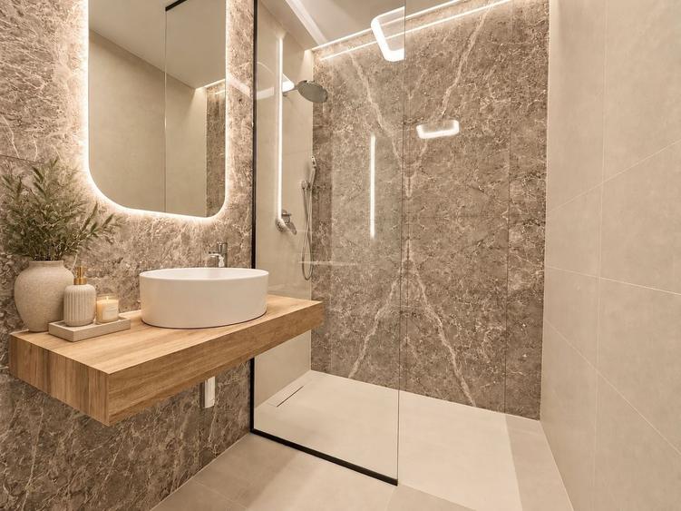 Apartament cu 2 camere semidecomandat, mobilat în Central