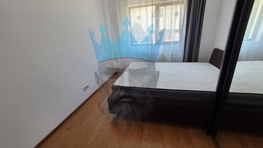 Apartament cu 3 camere decomandat, mobilat în Sisești